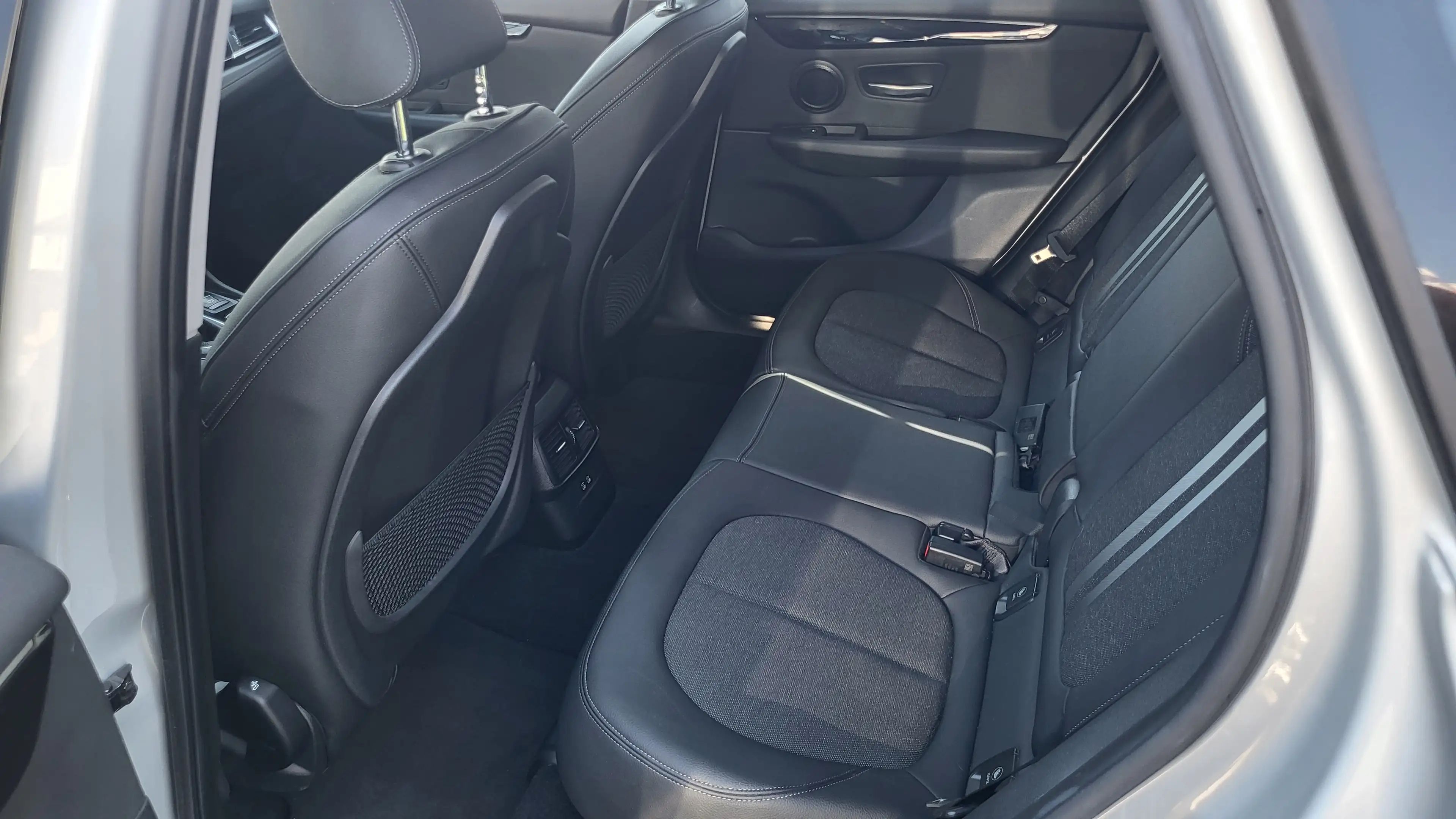 BMW 216 216d Active Tourer — photo 4