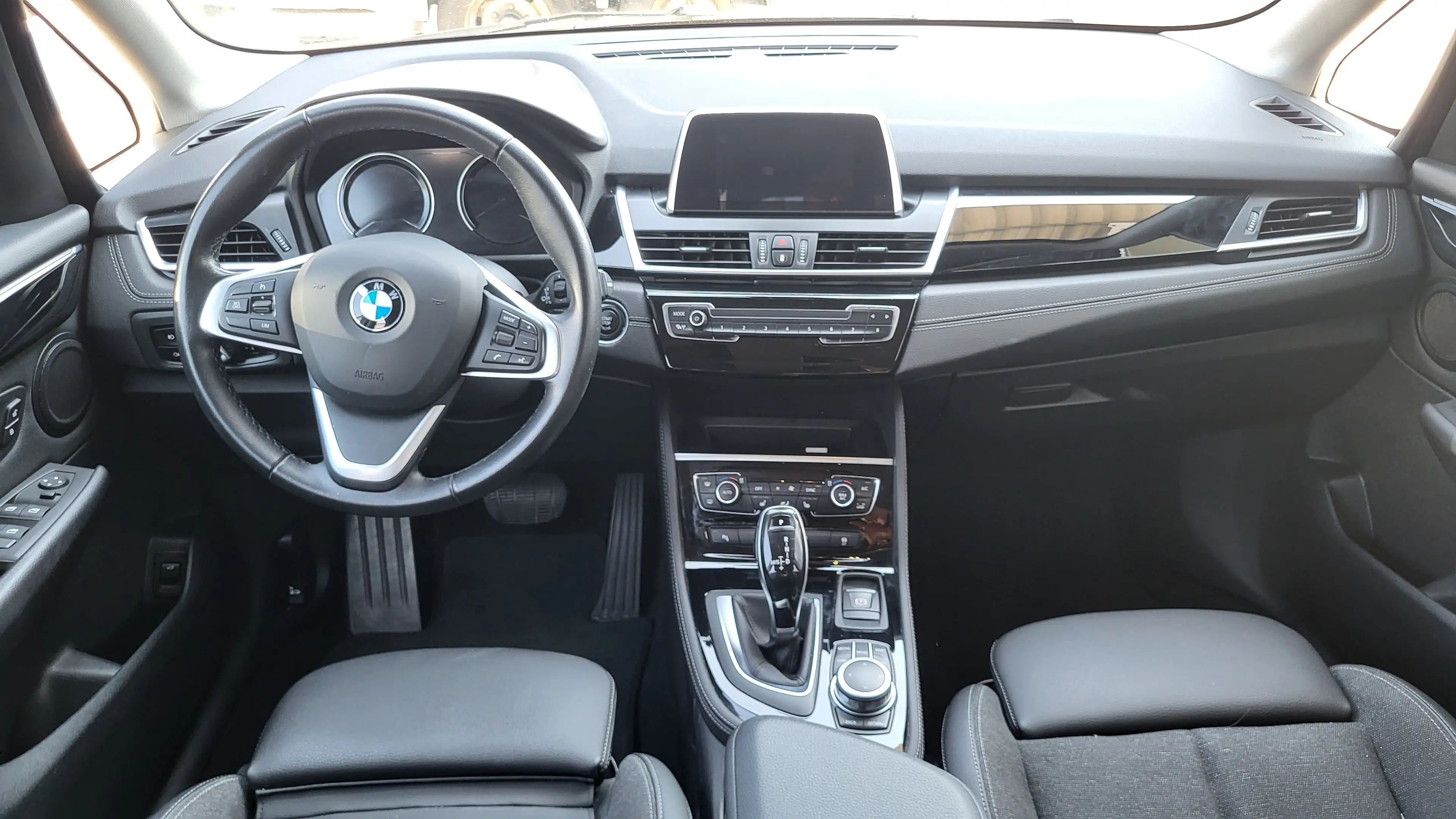 BMW 216 216d Active Tourer — photo 5