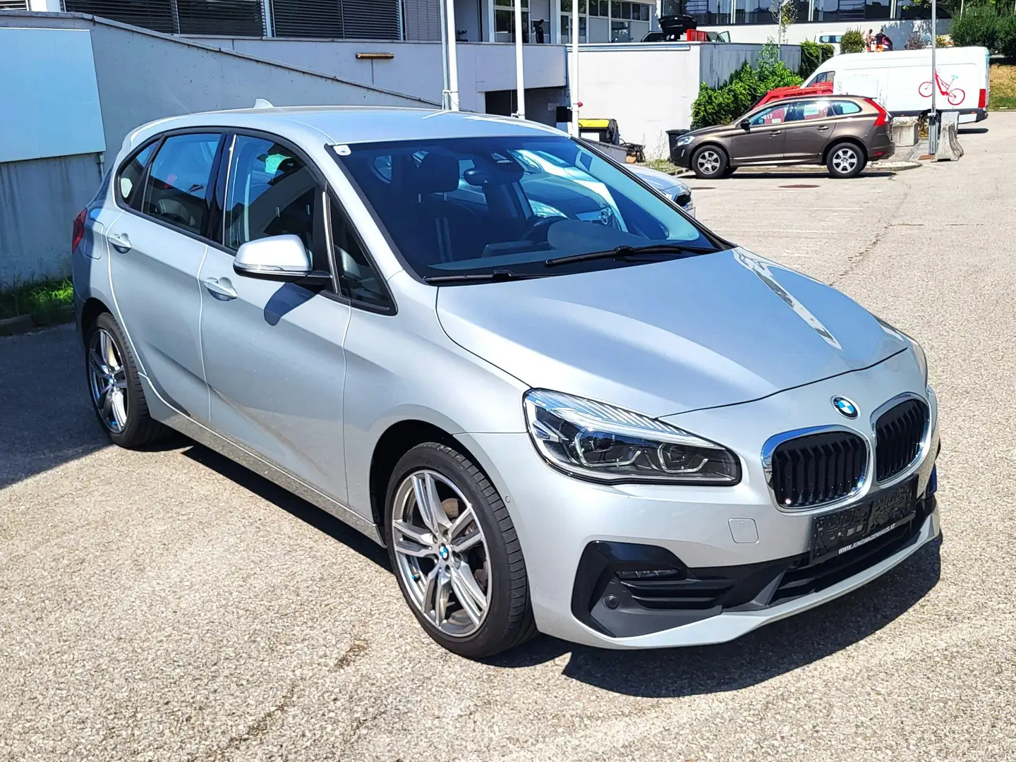 BMW 216 216d Active Tourer Silber - 2