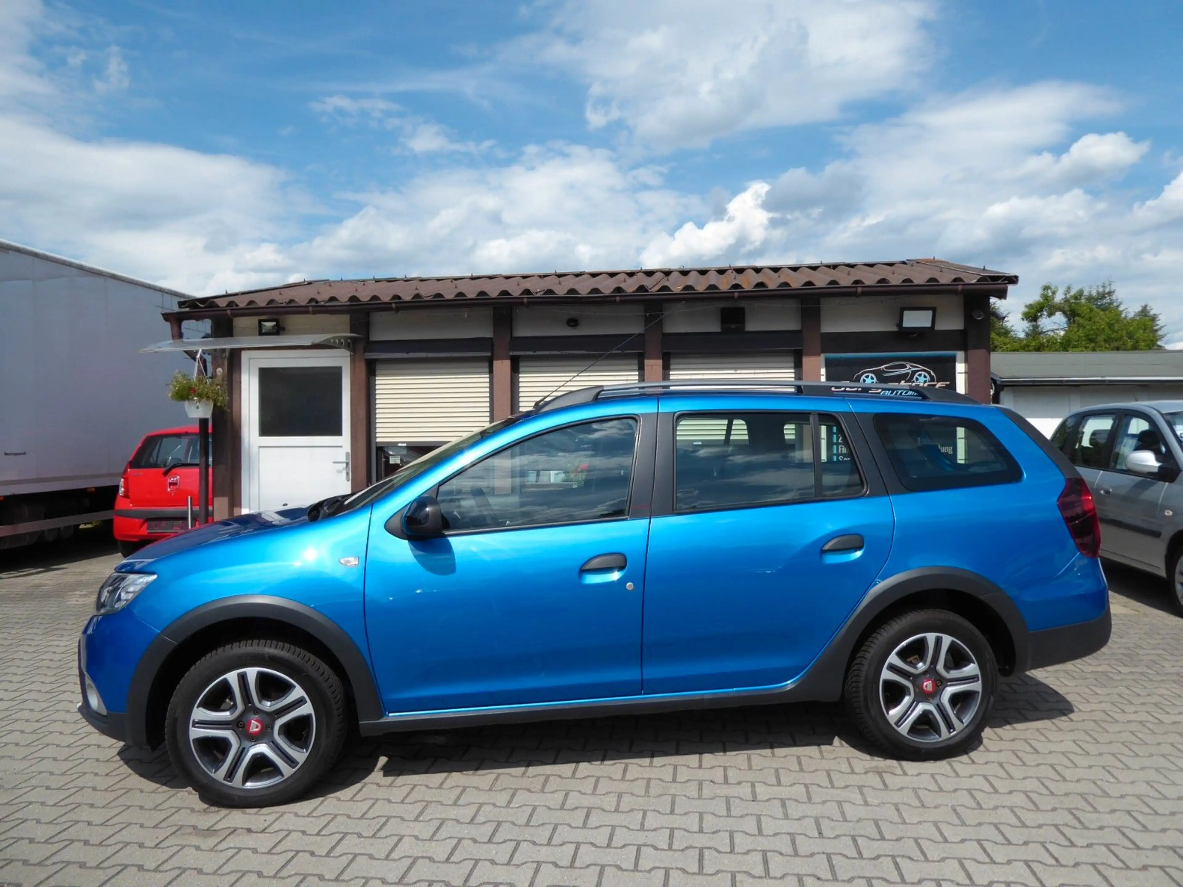 Dacia Logan MCV TCe 90 Stepway Techroad/AHK/HU neu — photo 4