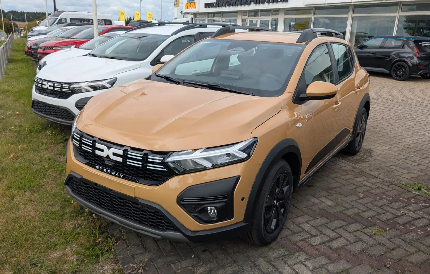 Dacia Sandero III Stepway Expression ECO-G 100 +EXTRAS Beige - 2