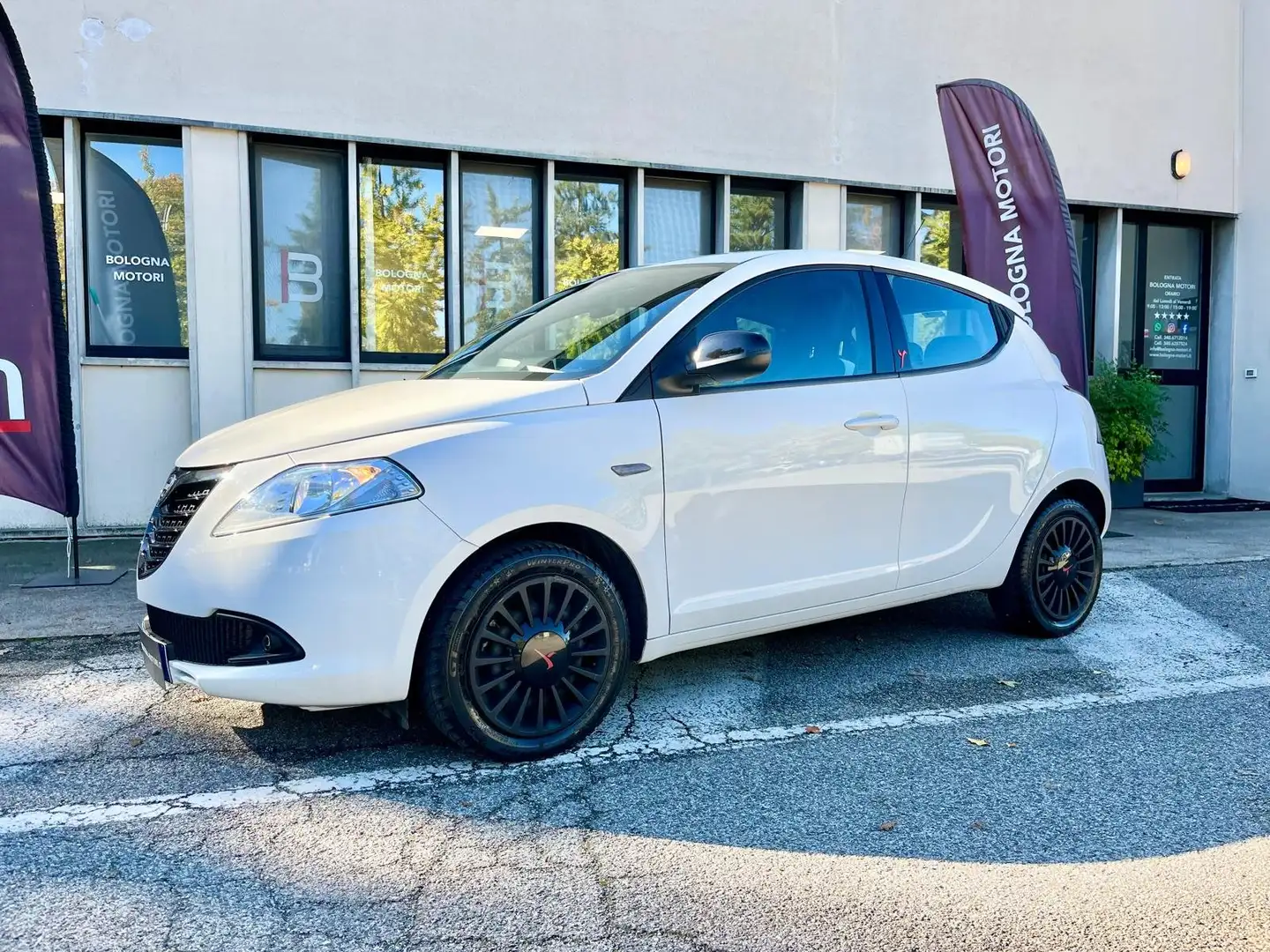 Lancia Ypsilon Blanc - 1