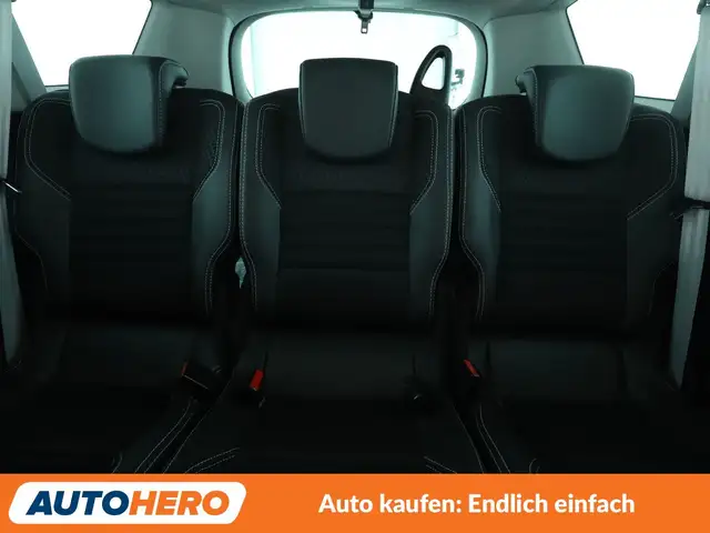 Renault Grand Scenic view 15