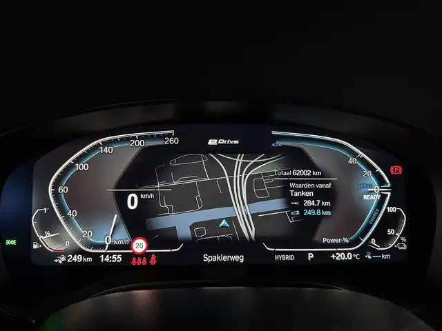 BMW 5 Series view 14