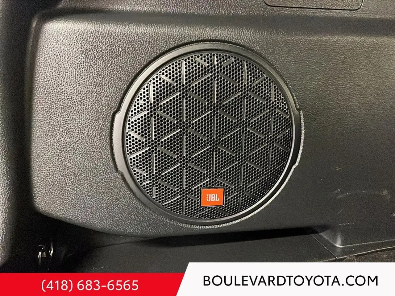 Toyota RAV 4 Prime снимка Toyota RAV 4 Prime