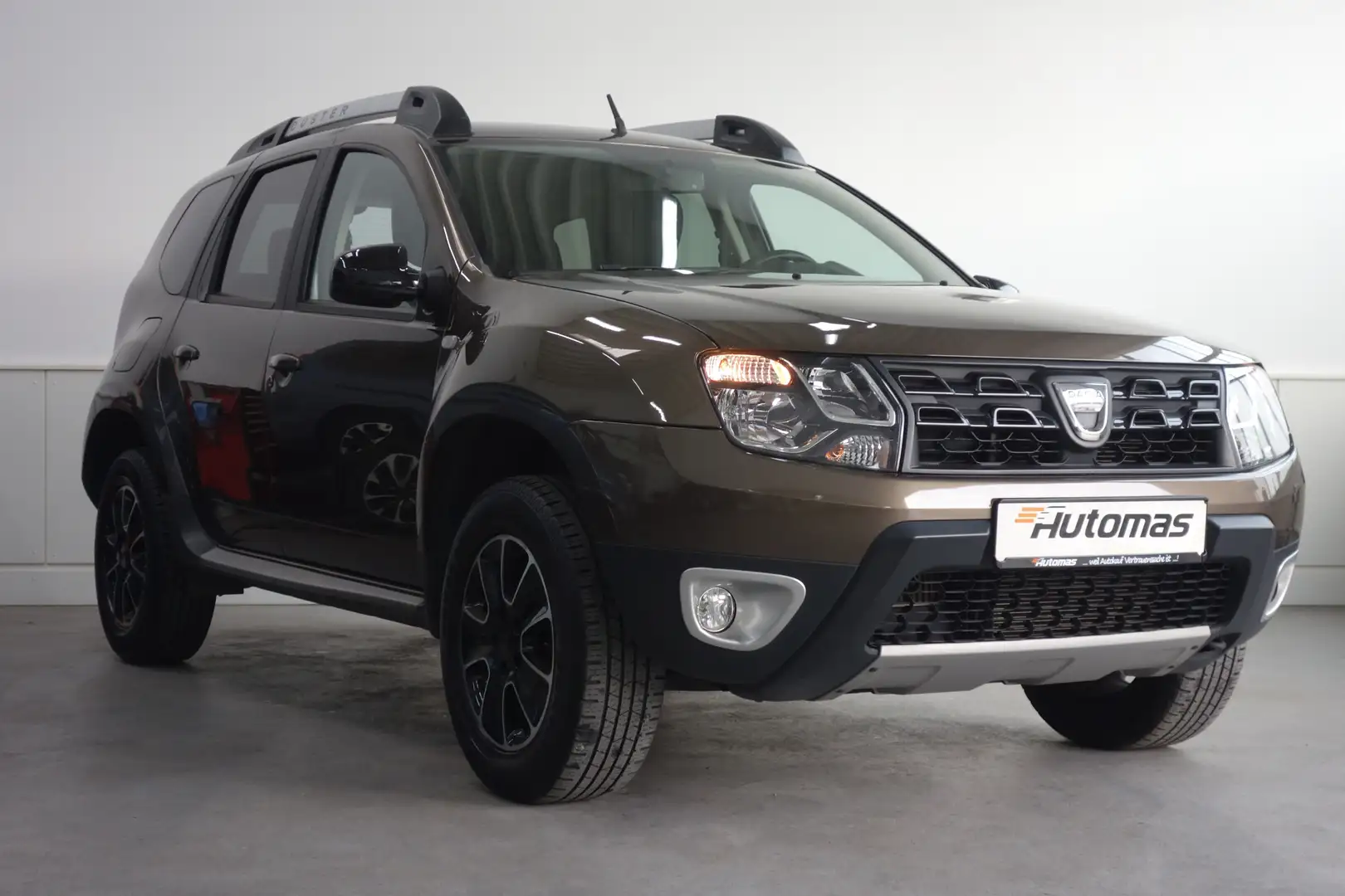 Dacia Duster Black Shadow 4x2 Navi SHZ PDC R-Cam Beige - 2