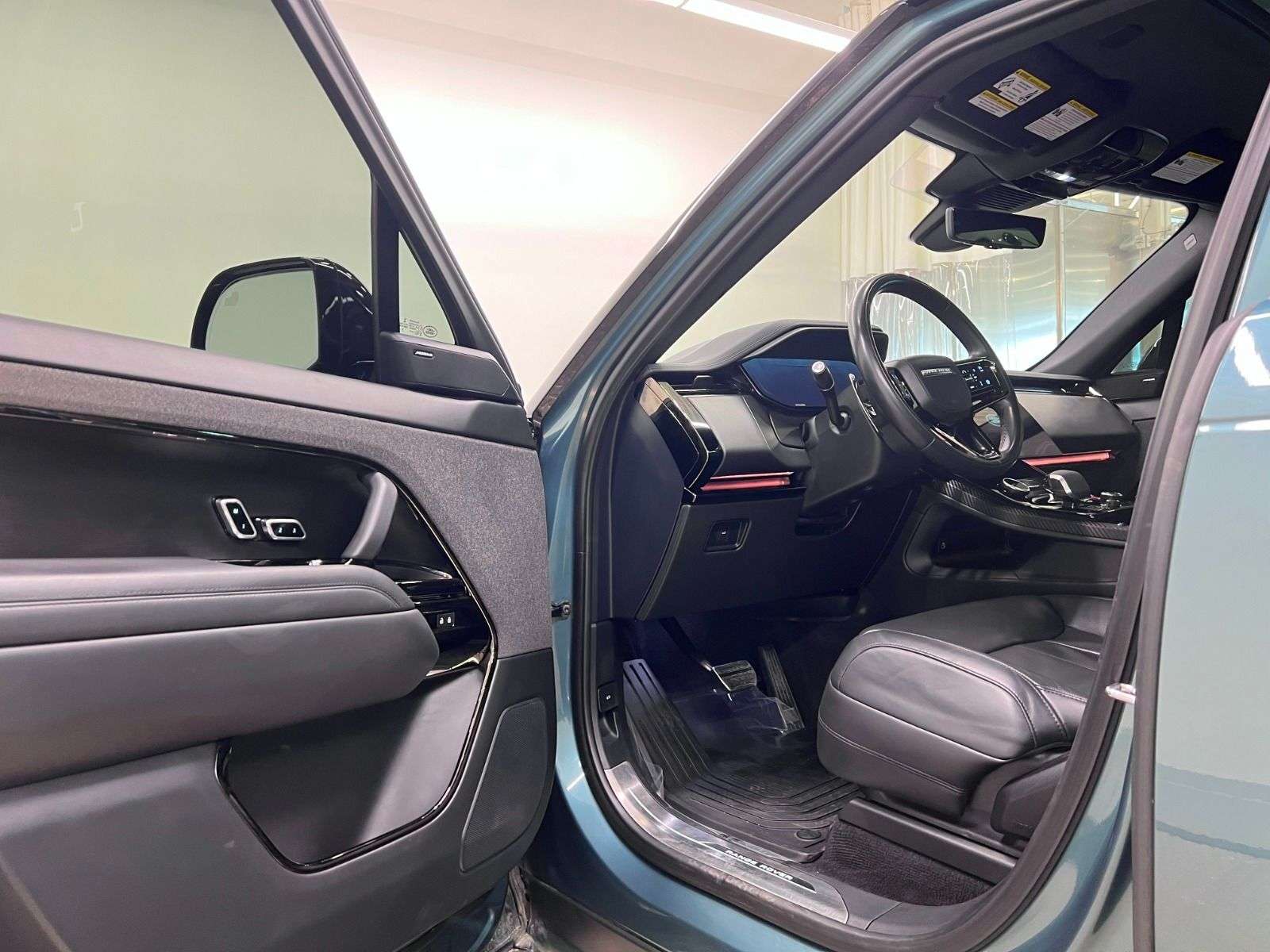 2023 Land Rover Range Rover Sport P400 DYNAMIC SE thumb 6