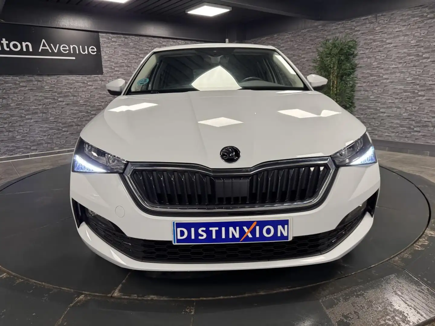 Skoda Scala Scala 1.0 TSI 95 Ambition Blanc - 2