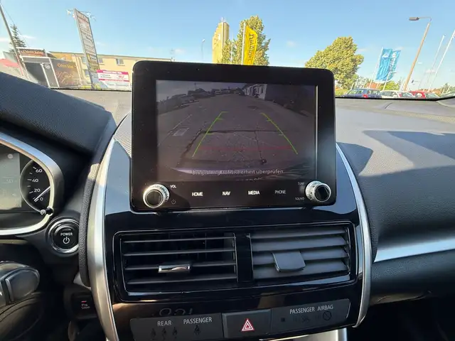 Mitsubishi Eclipse Cross view 13