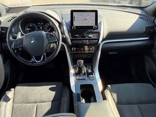 Mitsubishi Eclipse Cross view 8