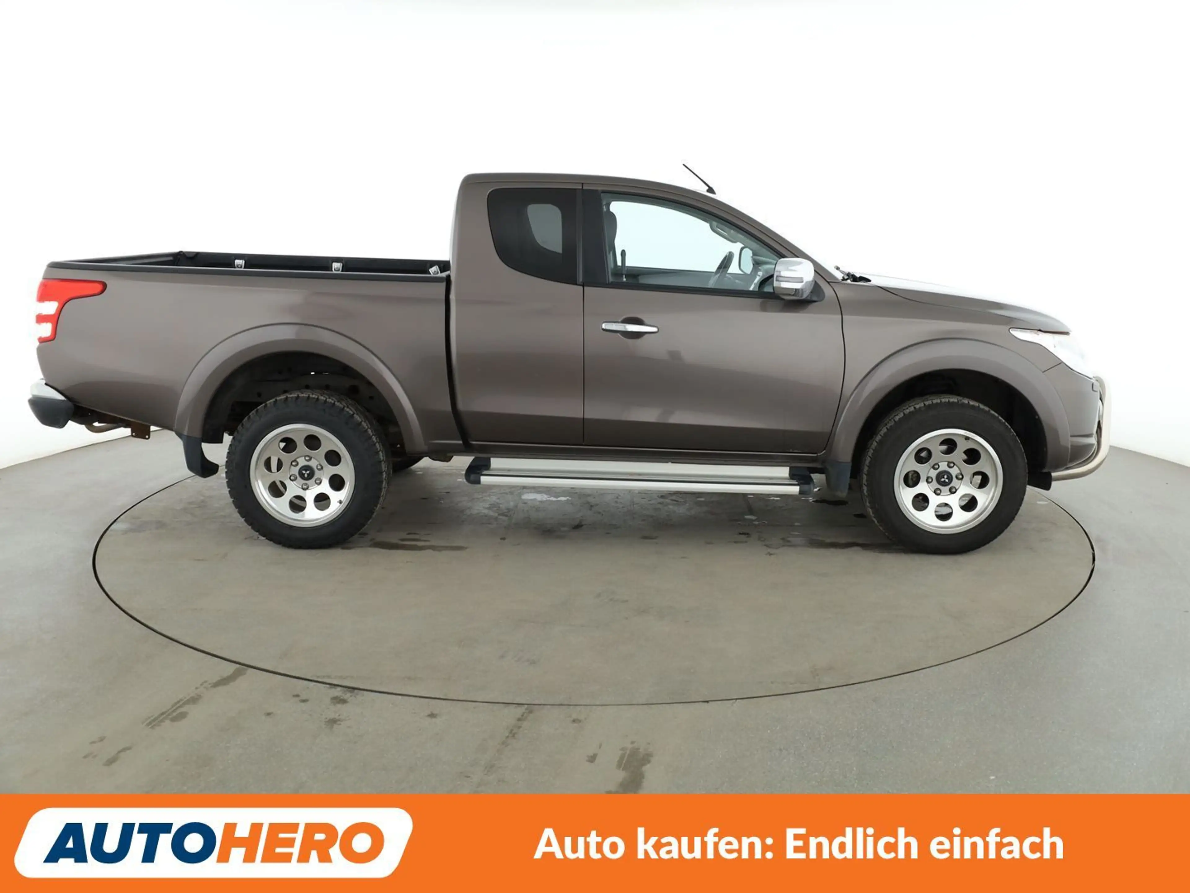 Mitsubishi L200 2.4 DI-D Plus Club Cab 4WD *TEMPO*CAM*AHK*KLIMA* — photo 7