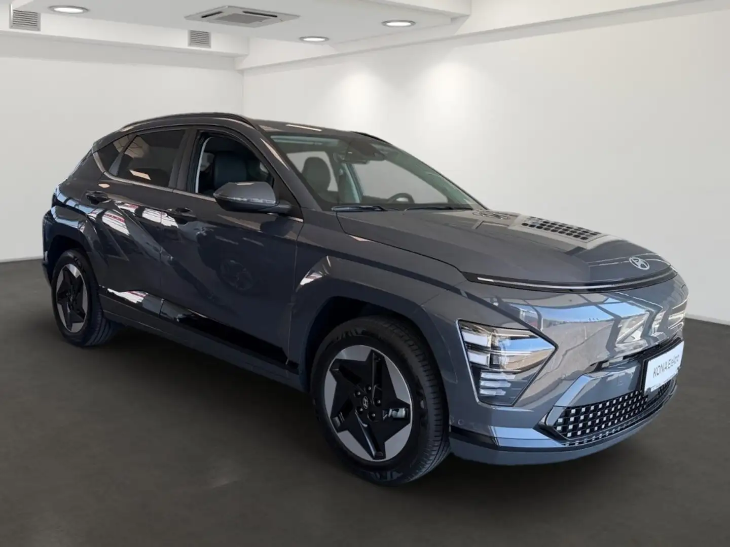 Hyundai KONA EV (SX2) Comfort Line 64,8 kWh k7ec2 Grau - 2