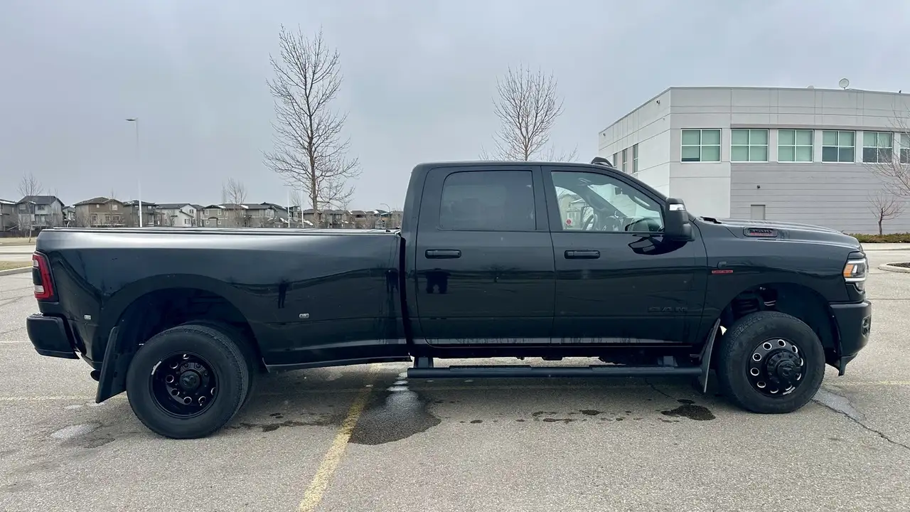 RAM 3500 снимка RAM 3500