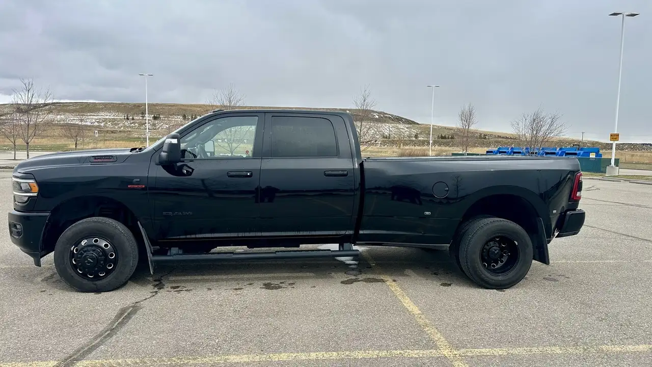 RAM 3500 снимка RAM 3500