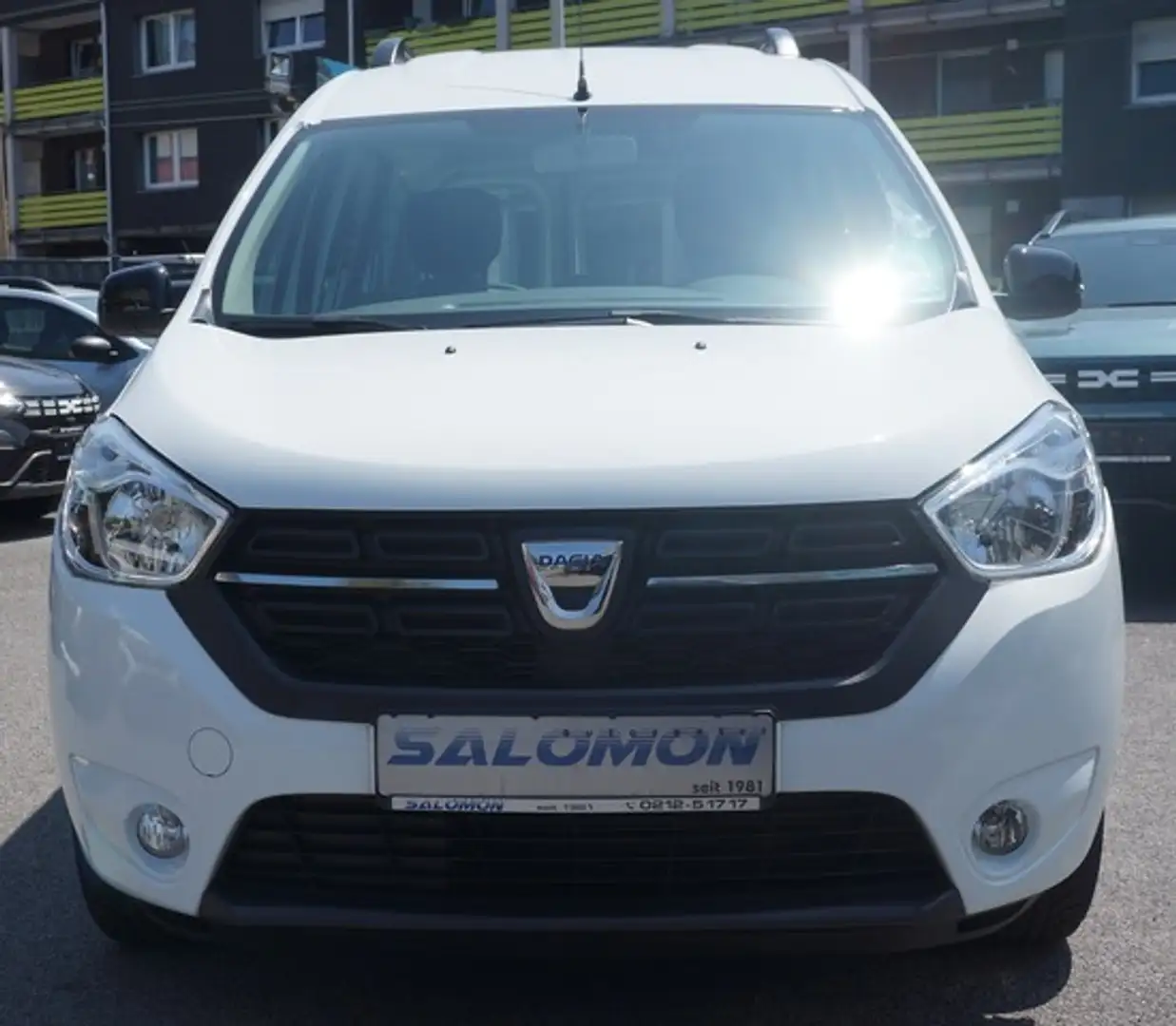 Dacia Dokker 1.6 Comf.+KLIMA+8-fach ber. neue Inspektion*PDC Weiß - 1
