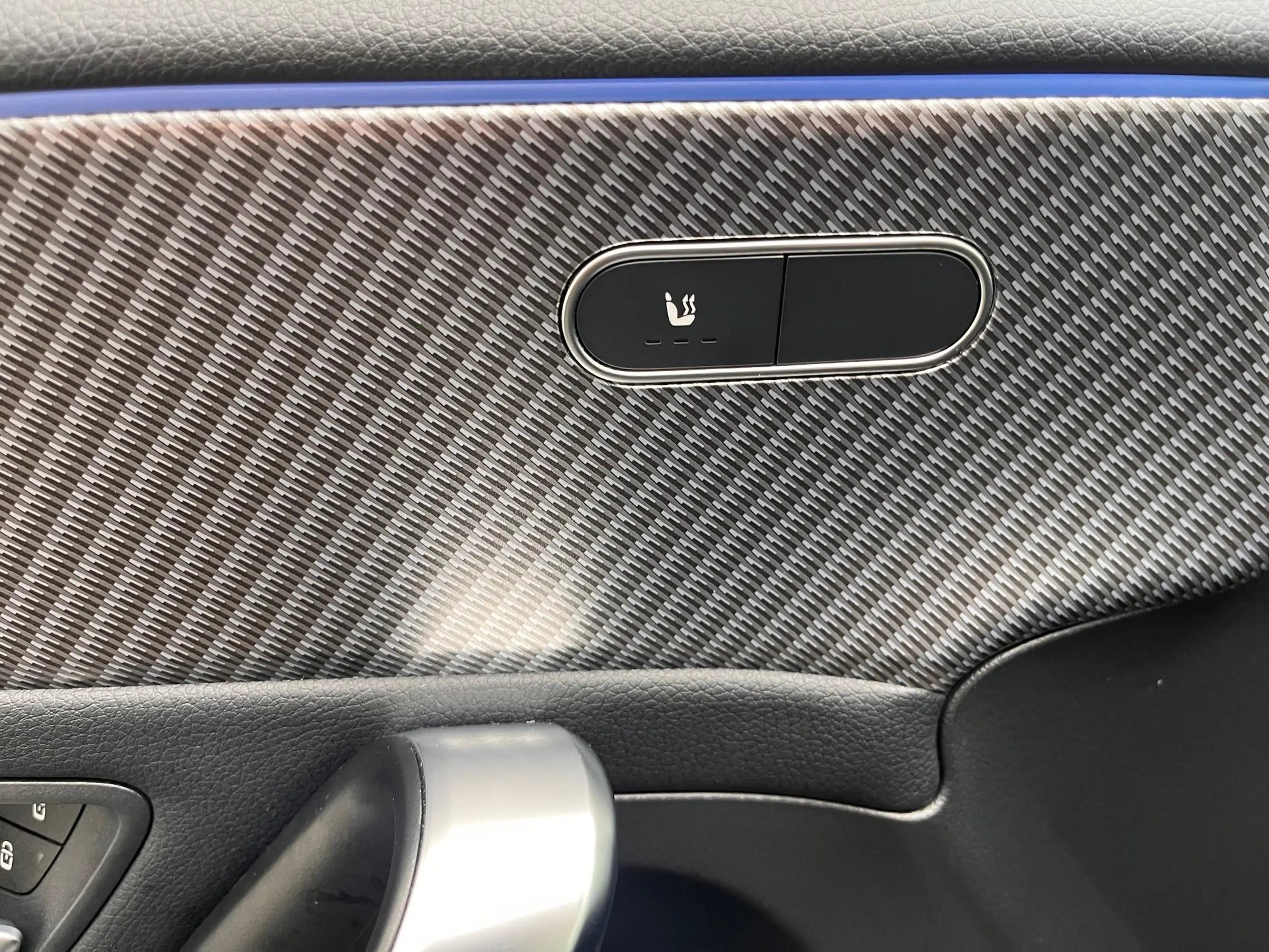 Mercedes-Benz A 250 e LuxLine met trekhaak — photo 12