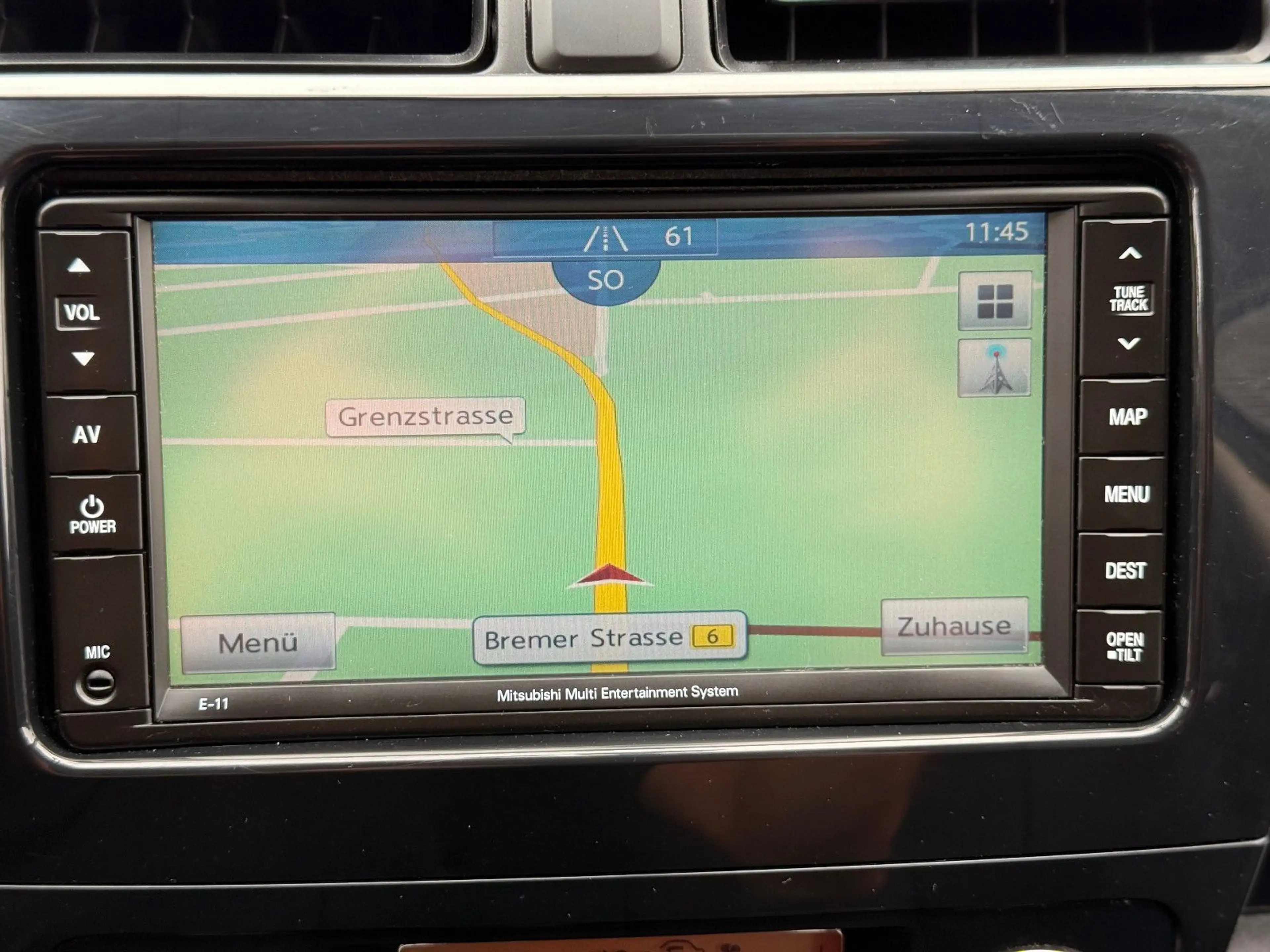 Mitsubishi Space Star Shine+*Navigation*Klimaautomatik*ZV* — photo 13