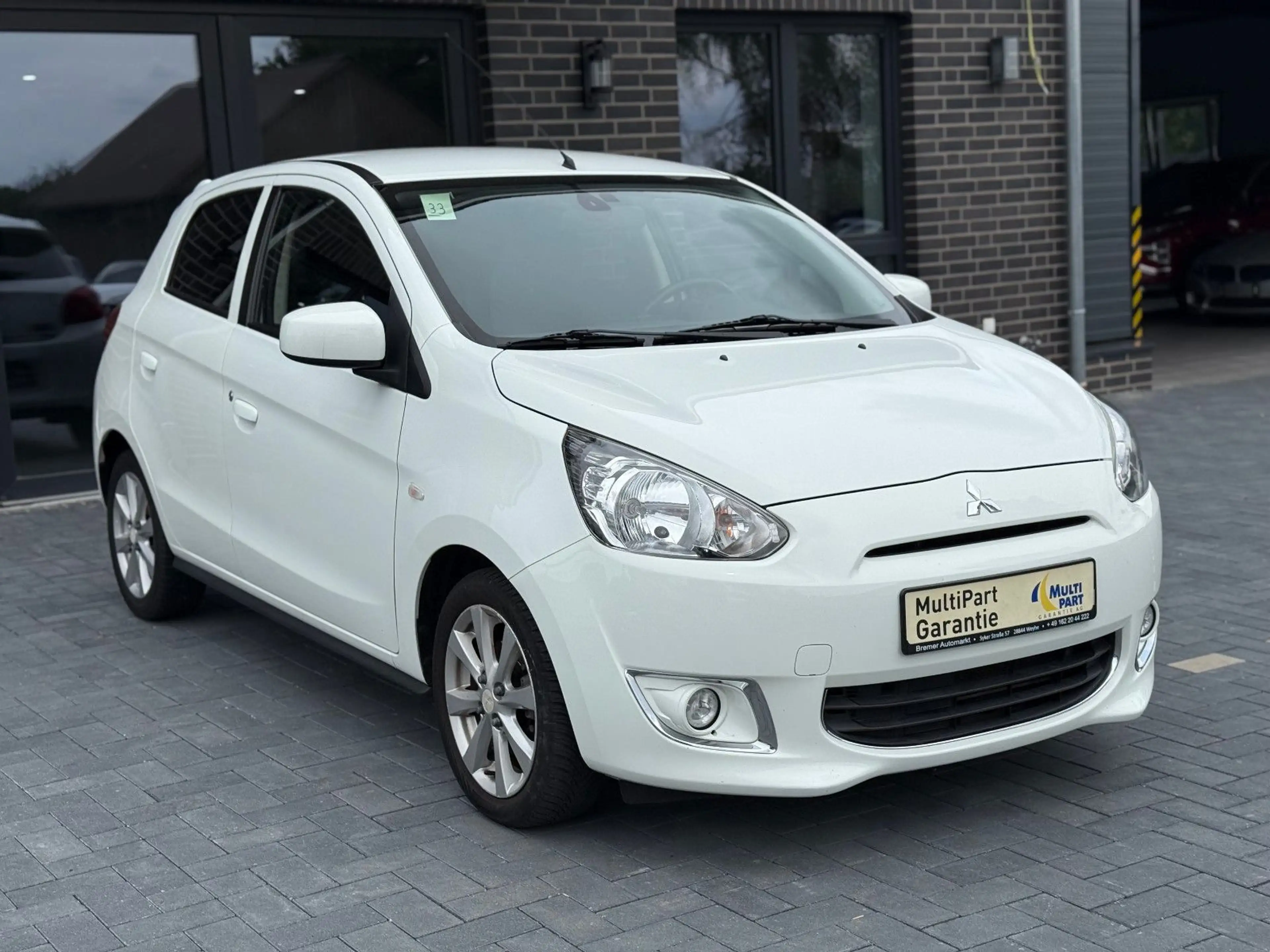 Mitsubishi Space Star Shine+*Navigation*Klimaautomatik*ZV* — photo 3