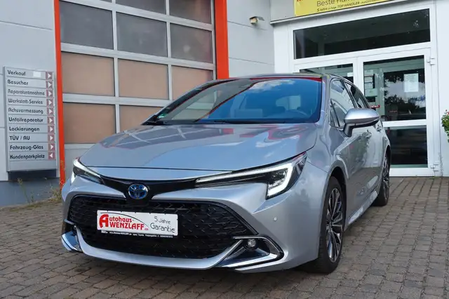 Toyota Corolla 1,8 Hybrid Team D 5 Jahre Garantie