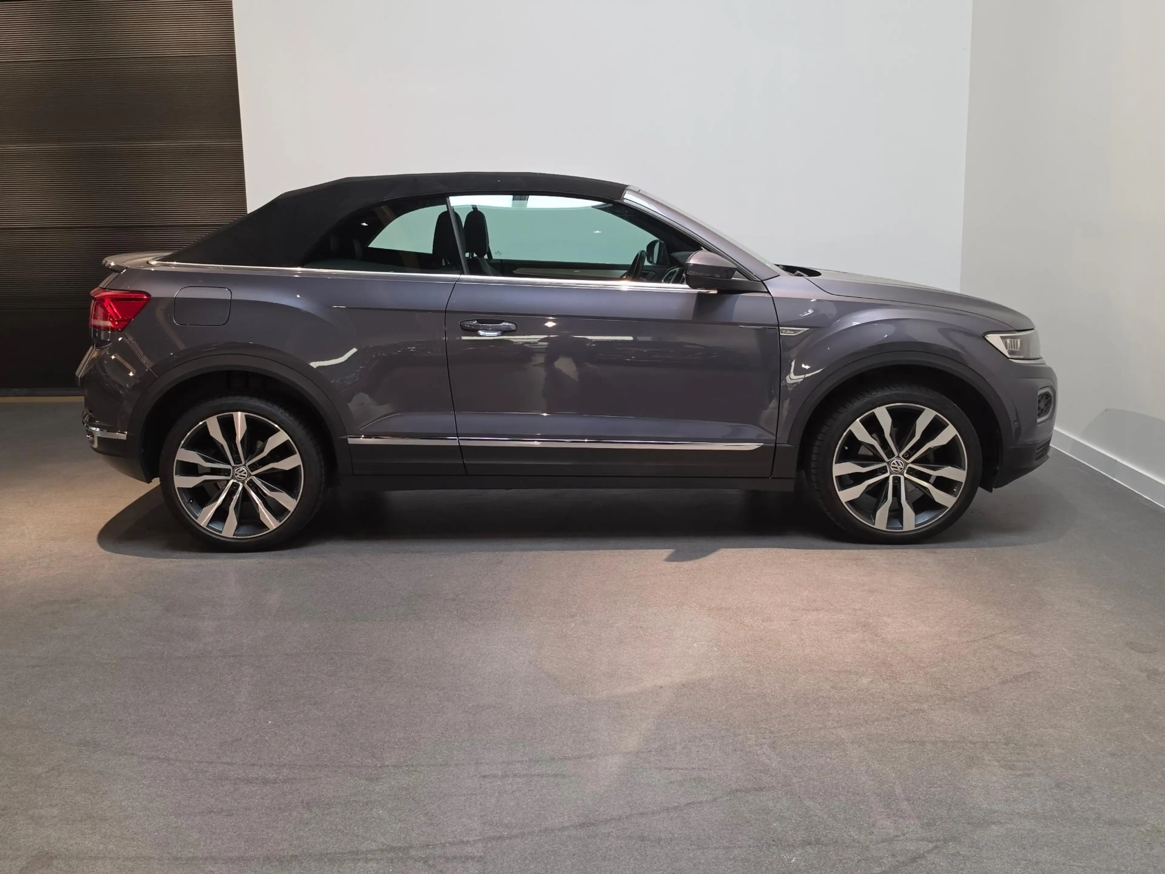 Volkswagen T-Roc Cabrio 1.5 TSI R-Line Stoel & Stuurverwarming - Ap — photo 11