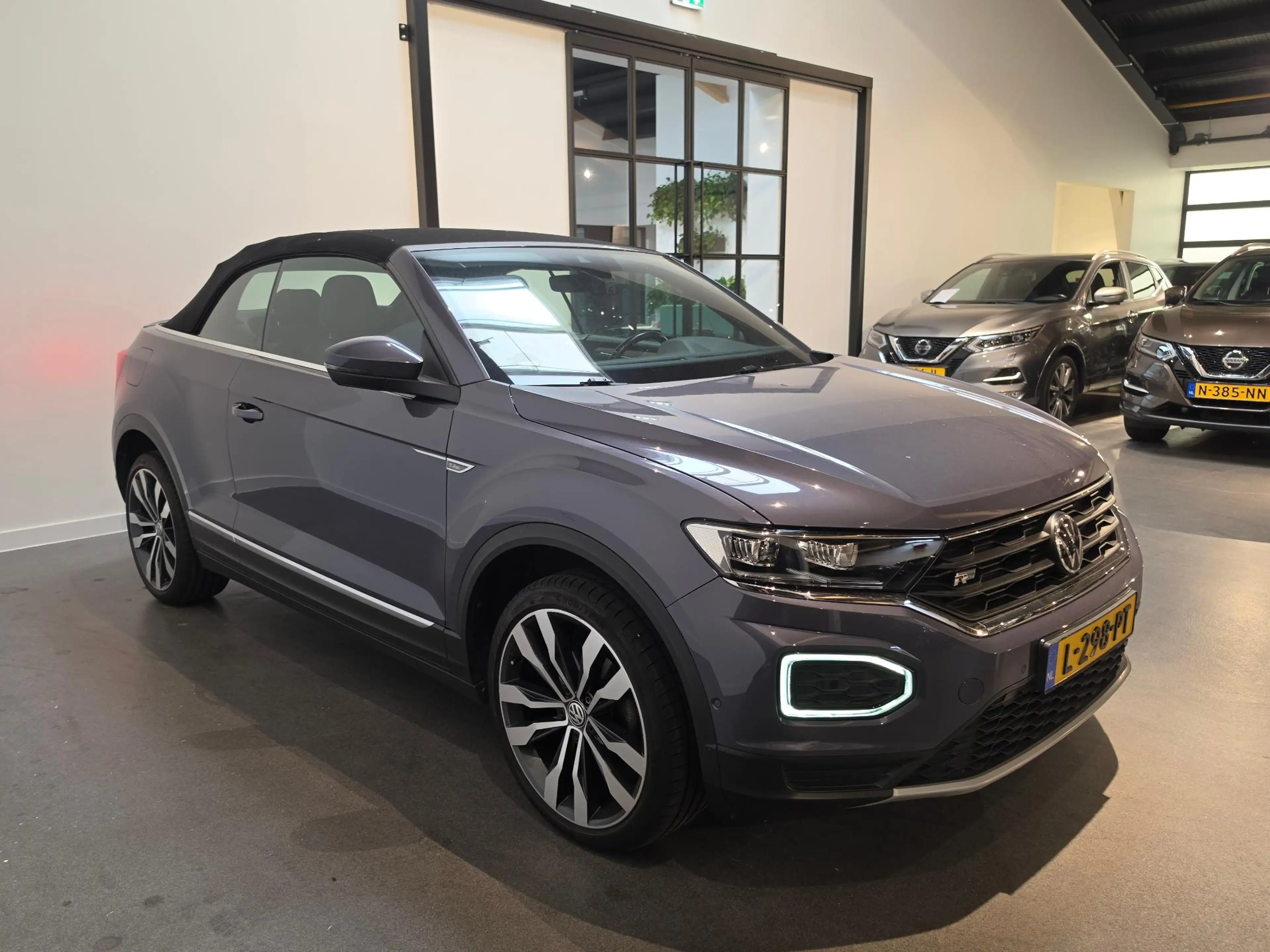 Volkswagen T-Roc Cabrio 1.5 TSI R-Line Stoel & Stuurverwarming - Ap — photo 10