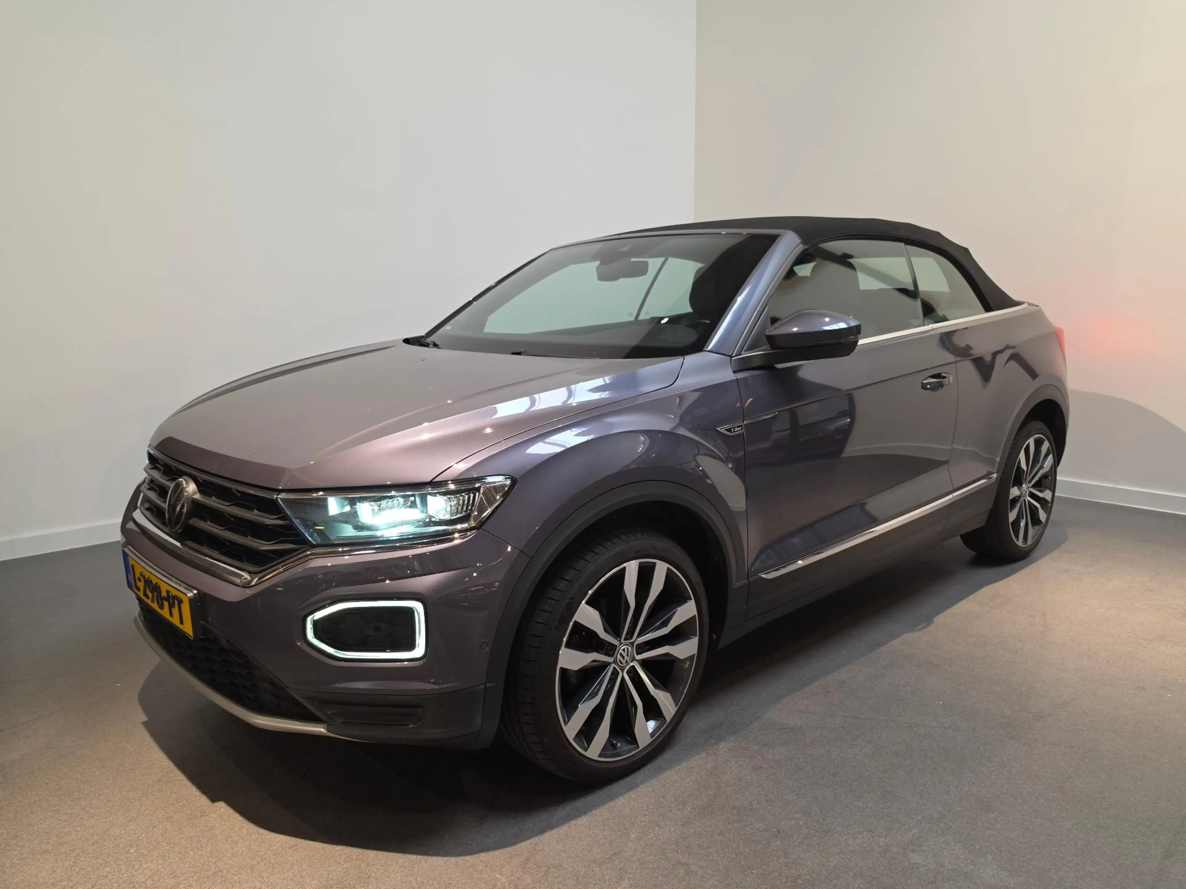 Volkswagen T-Roc Cabrio 1.5 TSI R-Line Stoel & Stuurverwarming - Ap — photo 9