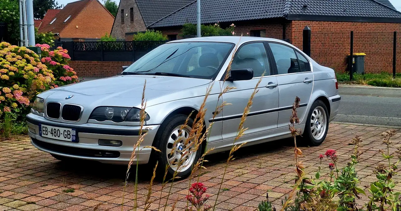 BMW 320i Pack Luxe, foto 1