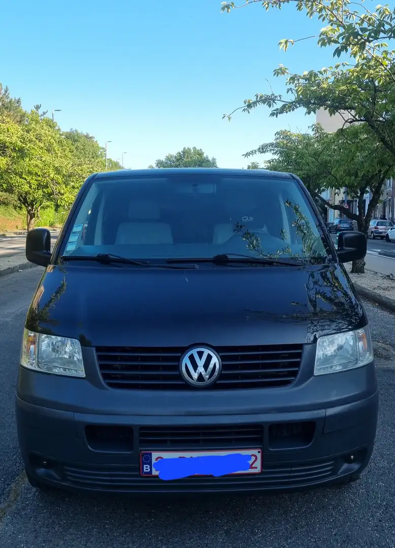 Volkswagen T5 Multivan 1.9 TDi Family - 2
