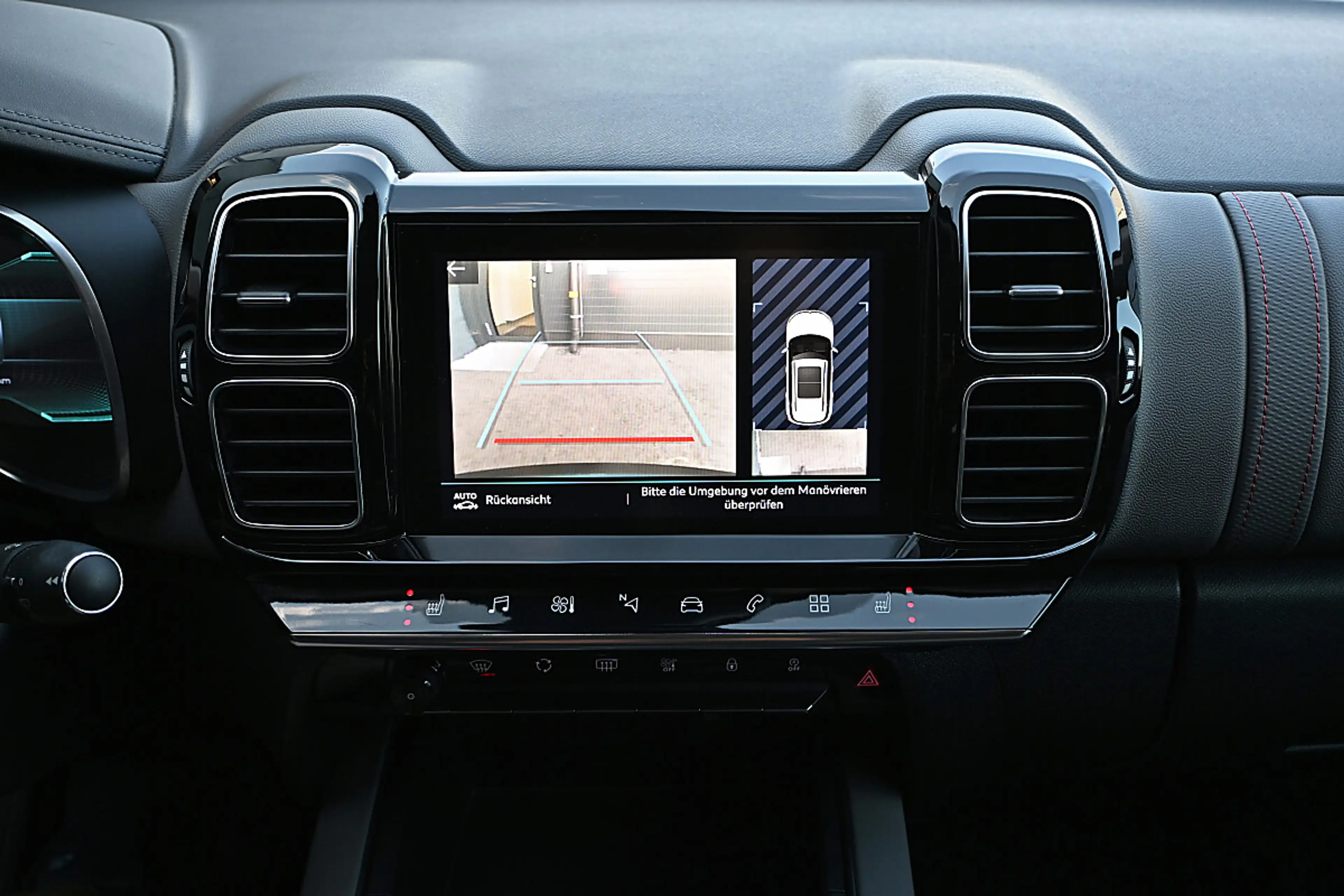 Citroen C5 Aircross PureTech 130 S&S Feel LED, AppleCarPlay / Andro... — photo 12