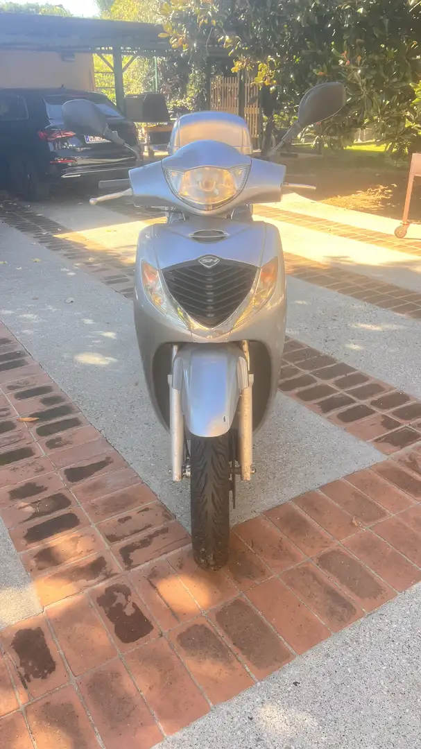 Honda SH 125 Gris - 1