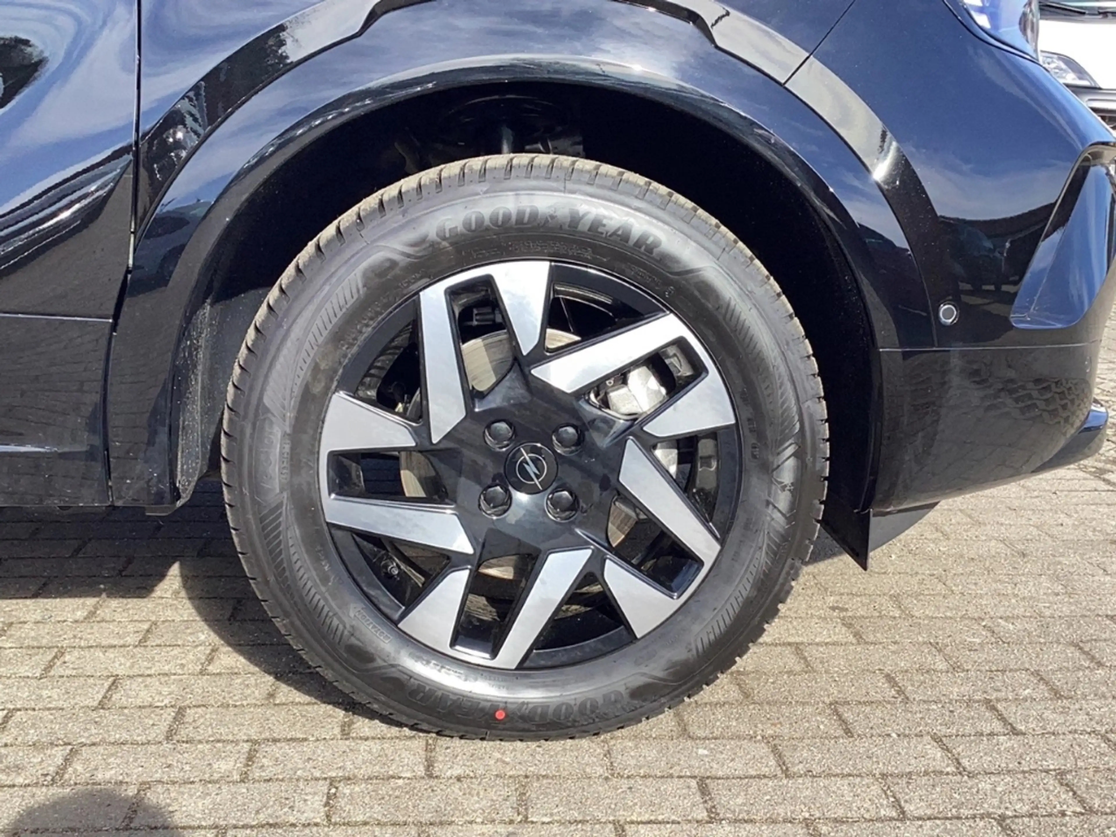 Opel Mokka-E GS Long Range 11KW-OBC SHZ LenkradHZG Keyless RFK — photo 11