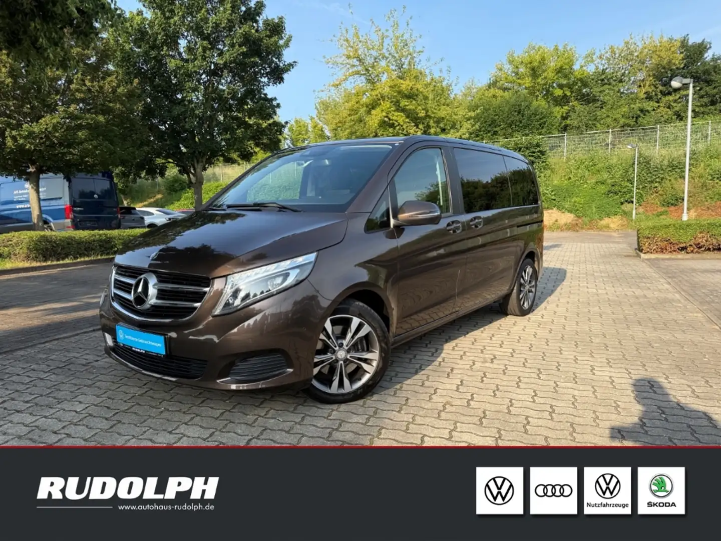 Mercedes-Benz V 220 d SCORE 7-G-Tronic LED BT AHK SHZ StandHZG PDCv+h Brun - 1