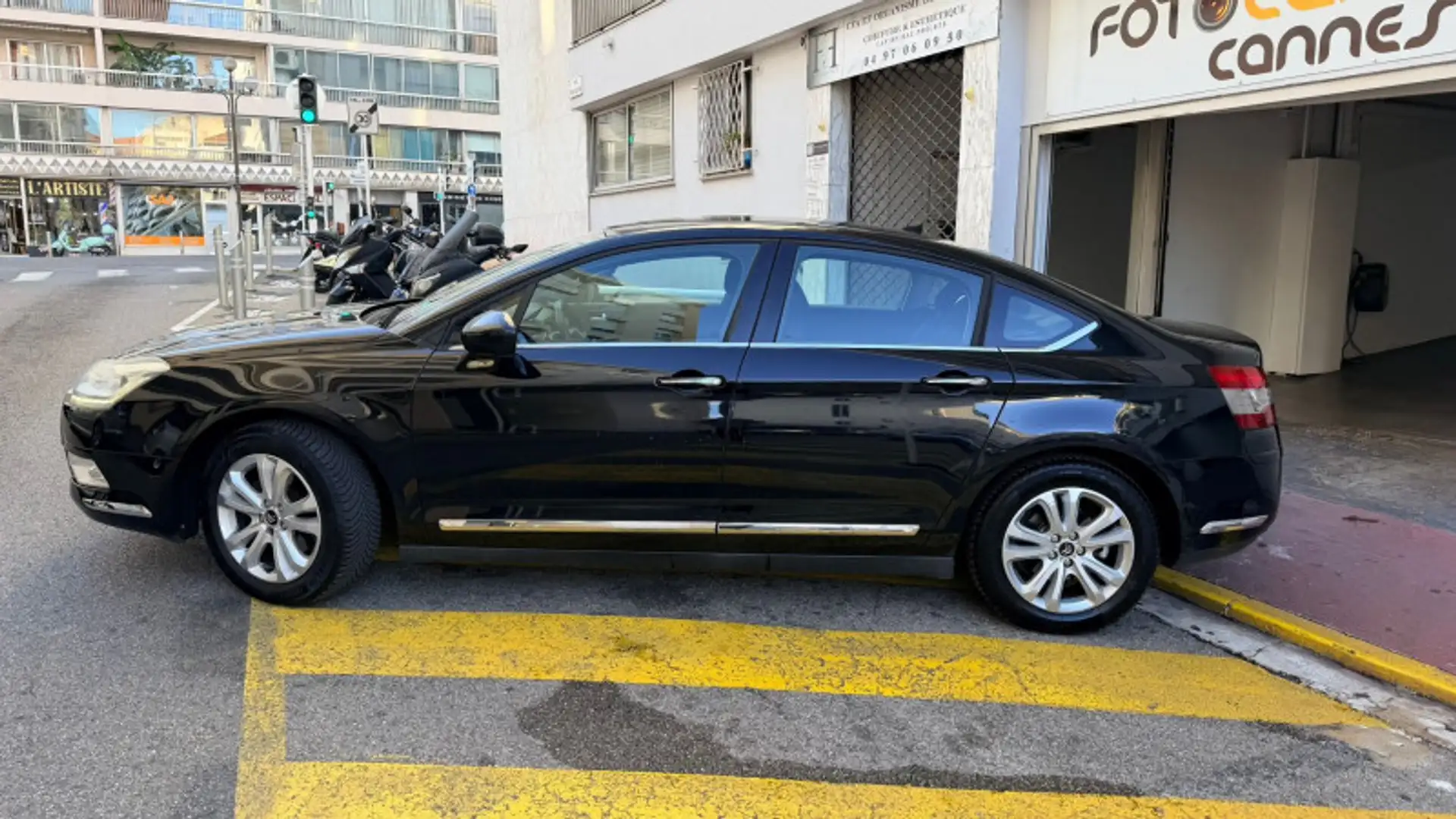 Citroen C5 1.6 HDI110 FAP MILLENIUM II Schwarz - 2