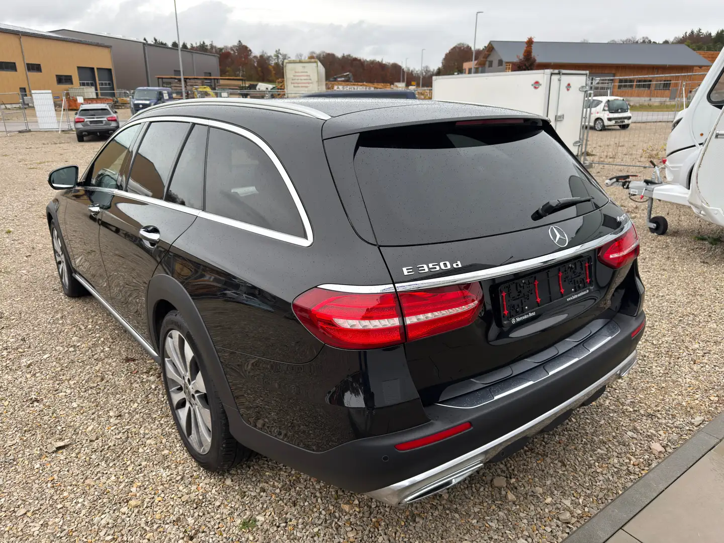 Mercedes-Benz E 350 d 4Matic All-Terrain *Standheizung*Head-Up*1.Hand* Schwarz - 2