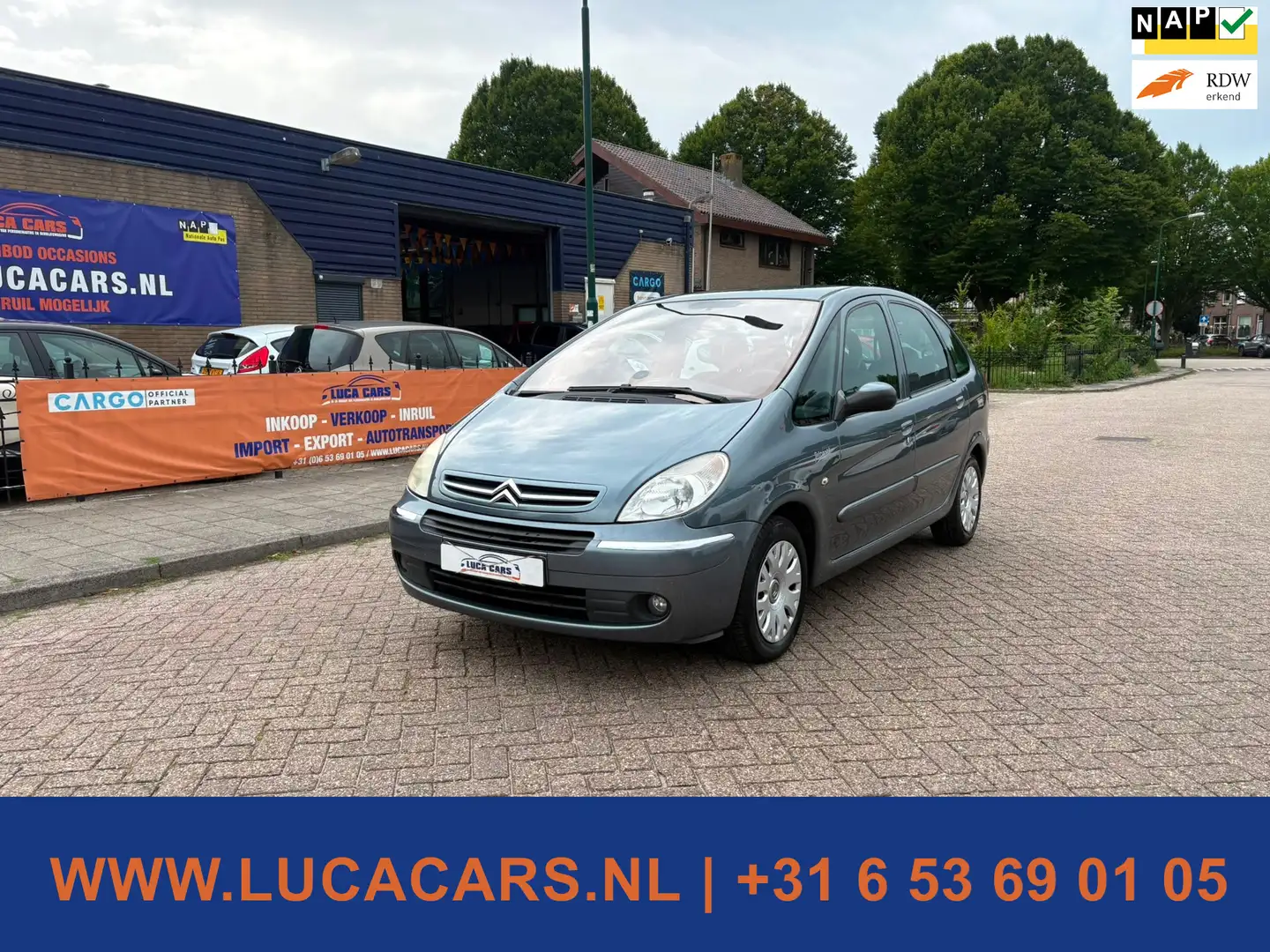 Citroen Xsara Picasso 1.6i-16V Image Airco Trekhaak NIEUWE APK! Grau - 1