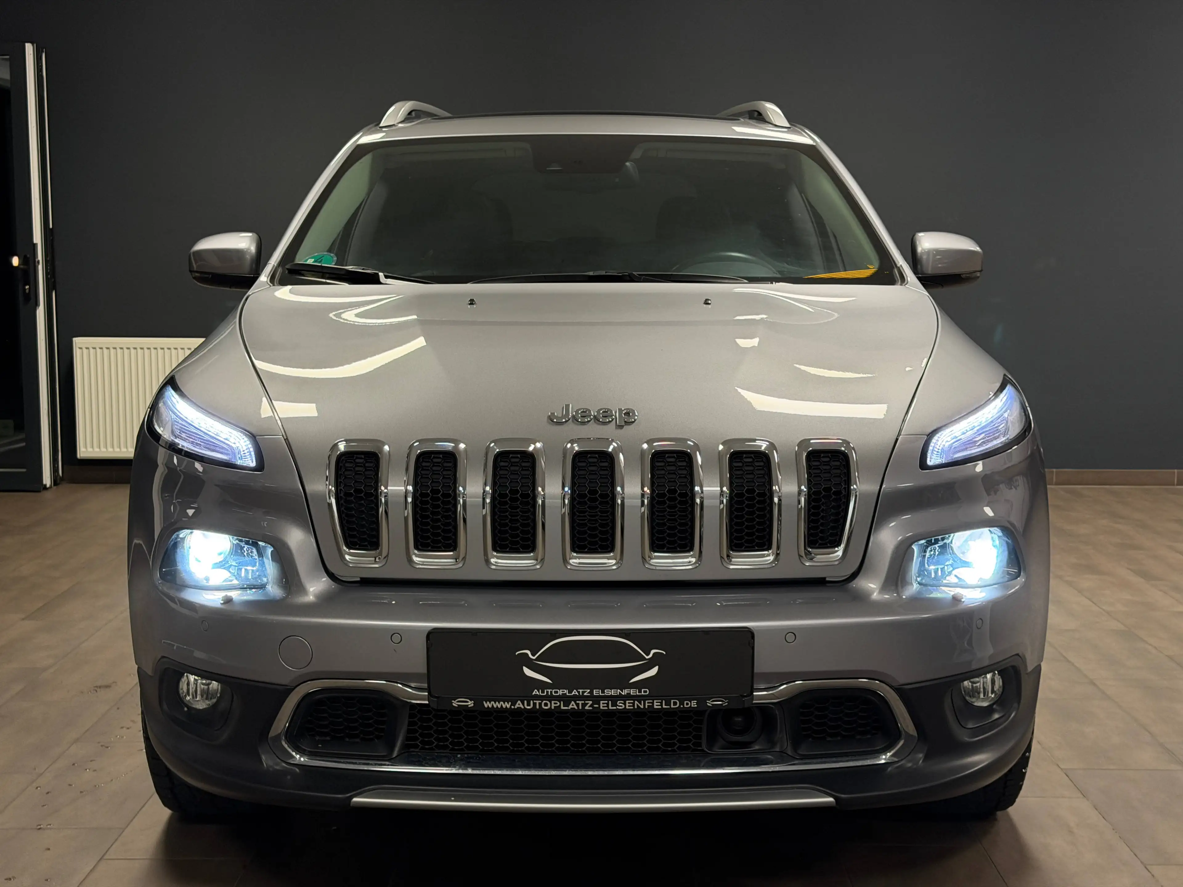 Jeep Cherokee 2.0 Limited 4WD /PANO/LEDER/MEMO/ACC/SZBELÜFT/LENKHZ/AHK — photo 5