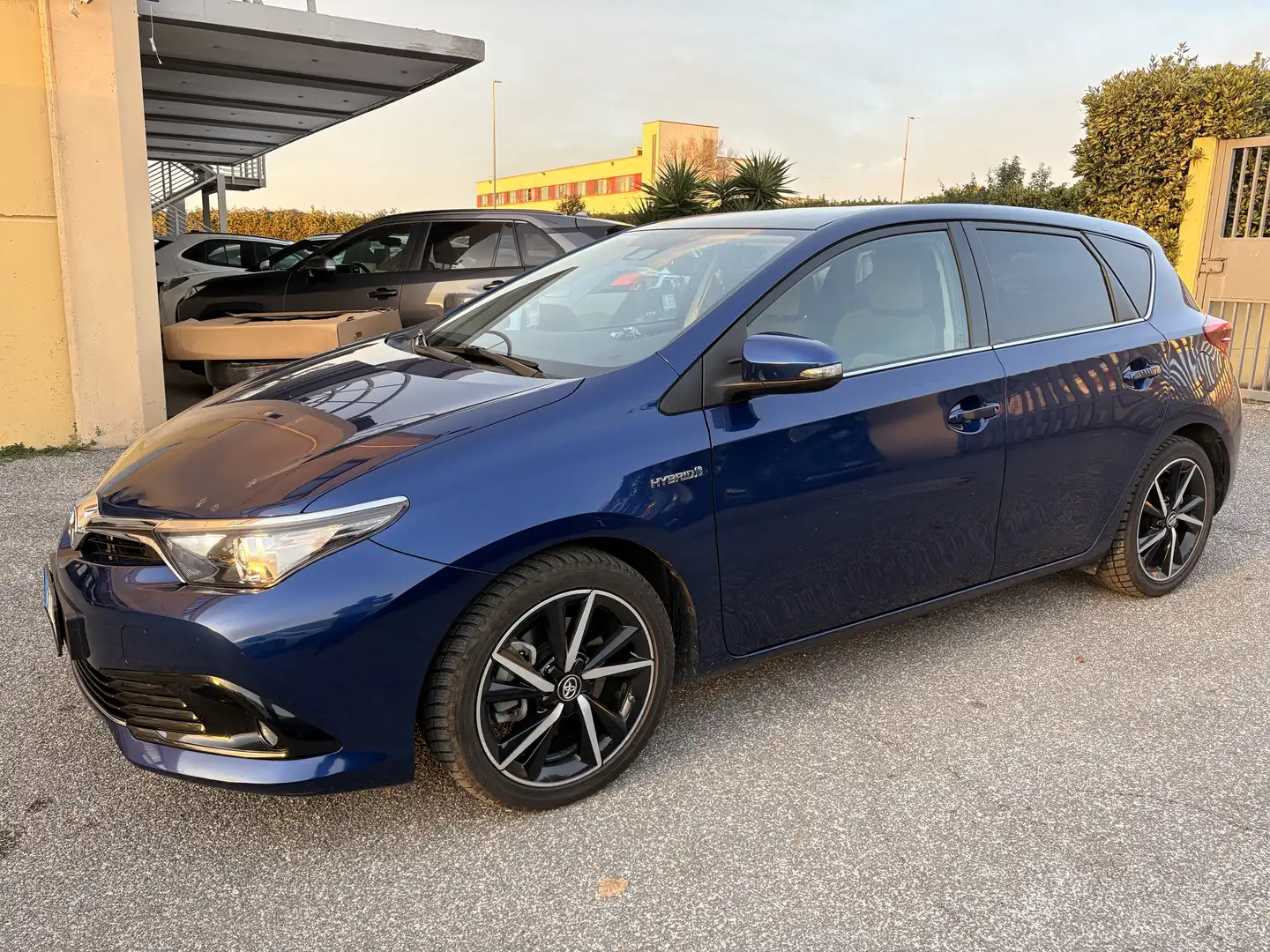 Toyota Auris 5p 1.8 - 1