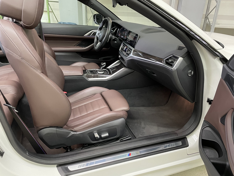 BMW 440 M440i Cabrio — photo 13