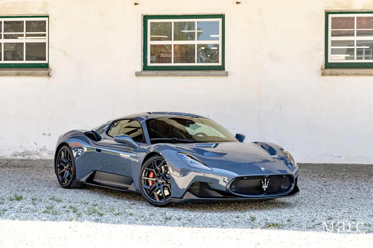 Maserati MC20 2023