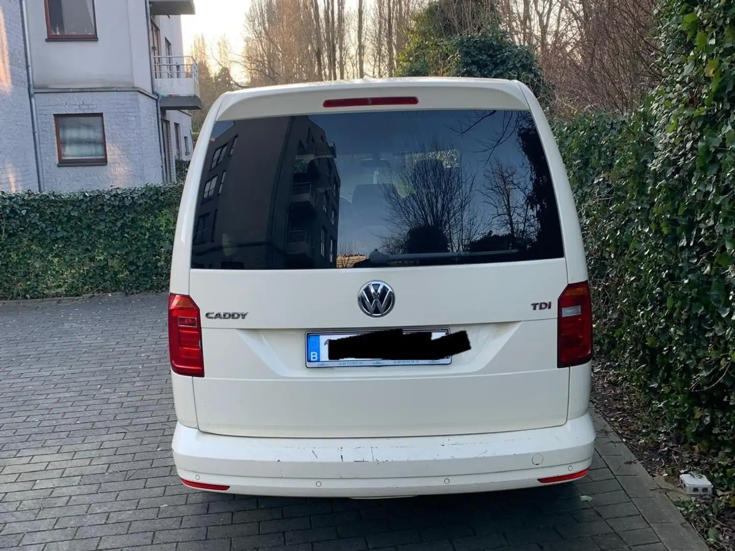 Volkswagen Caddy Maxi 2.0 TDi SCR 4Motion Comfortline DSG - 2