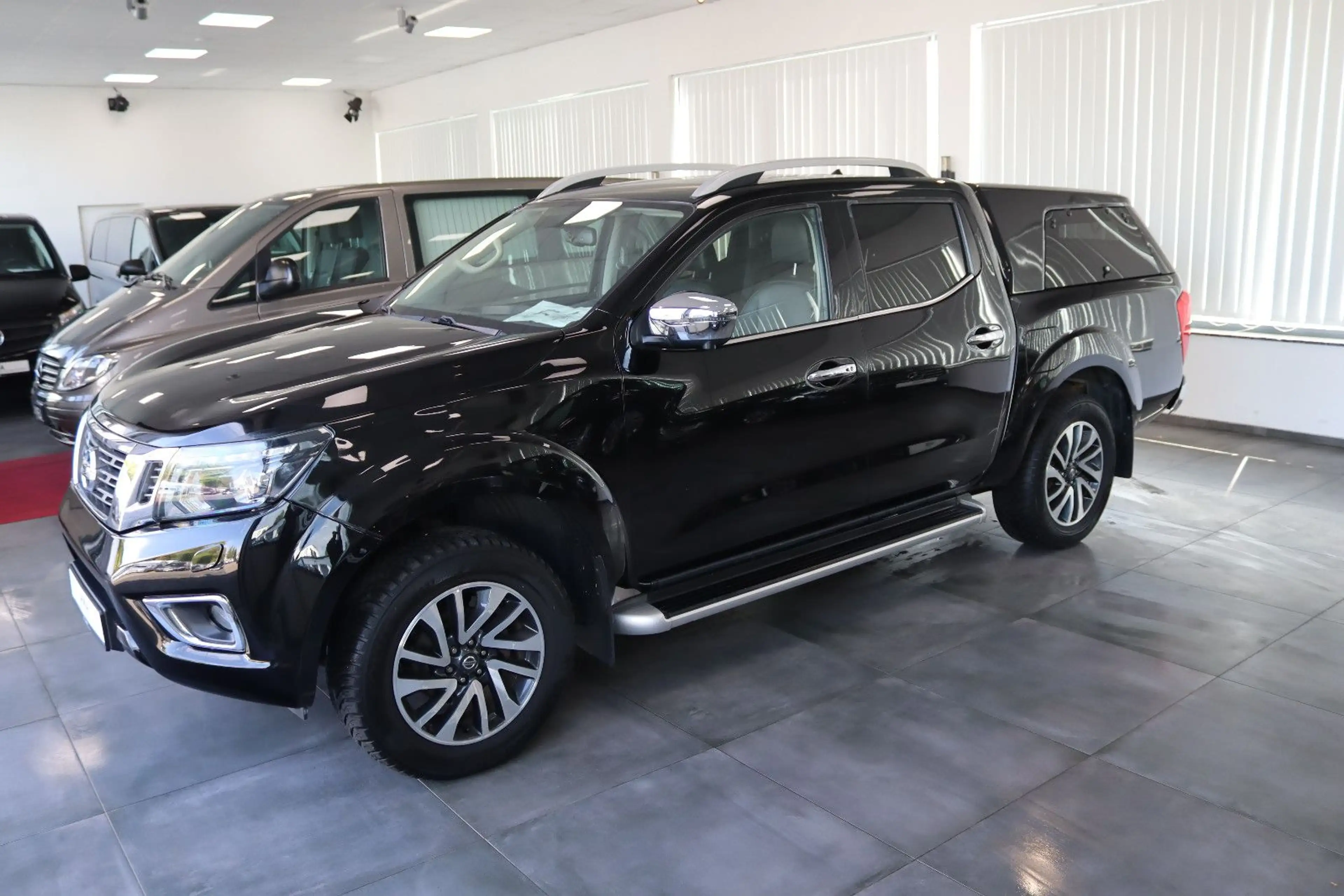 Nissan Navara NP300 Tekna Double Cab 4x4