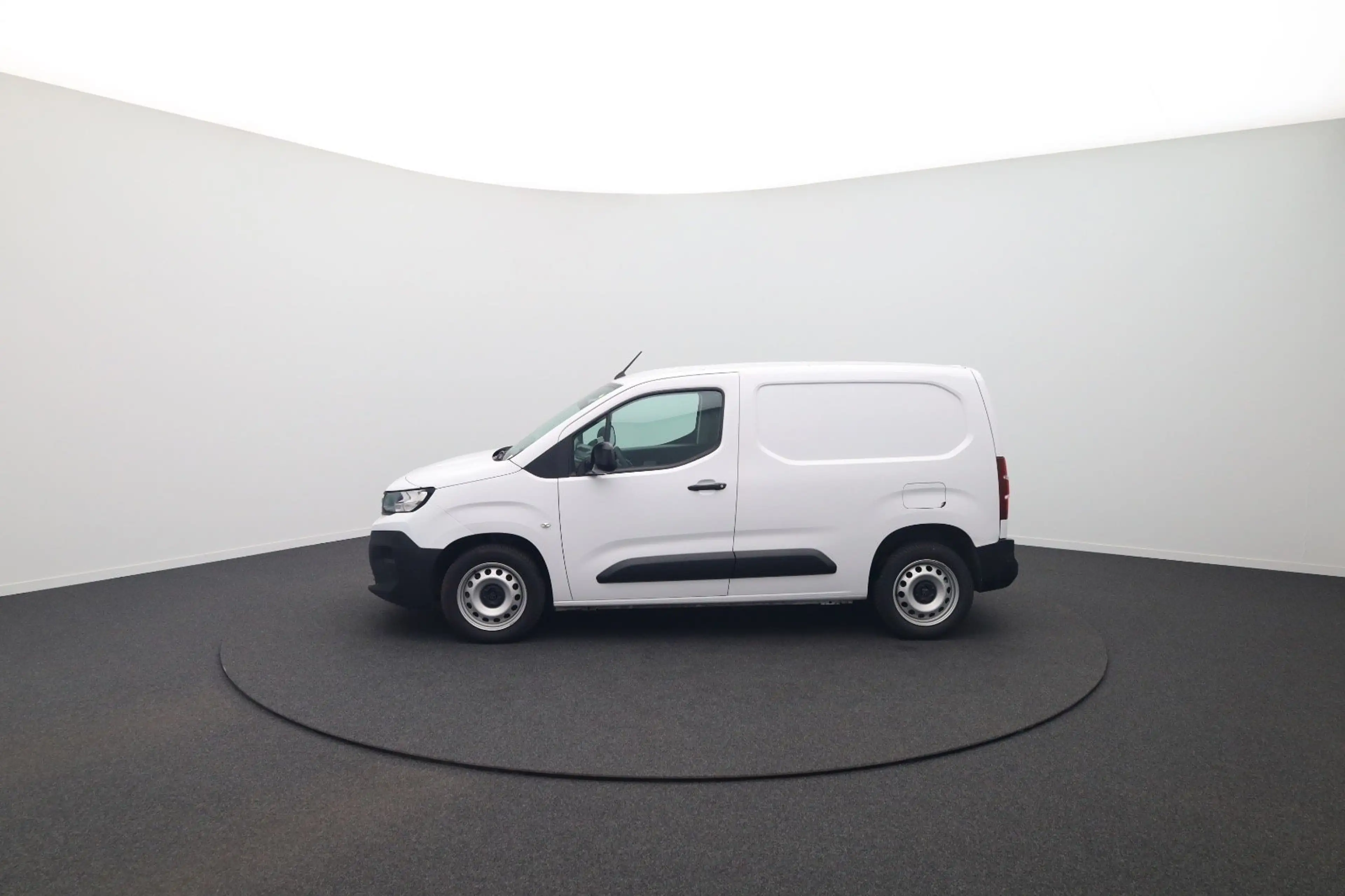 Peugeot Partner 1.5 BlueHDi 100 S&S L1 Trekhaak | Kunststof Laadvl — photo 9