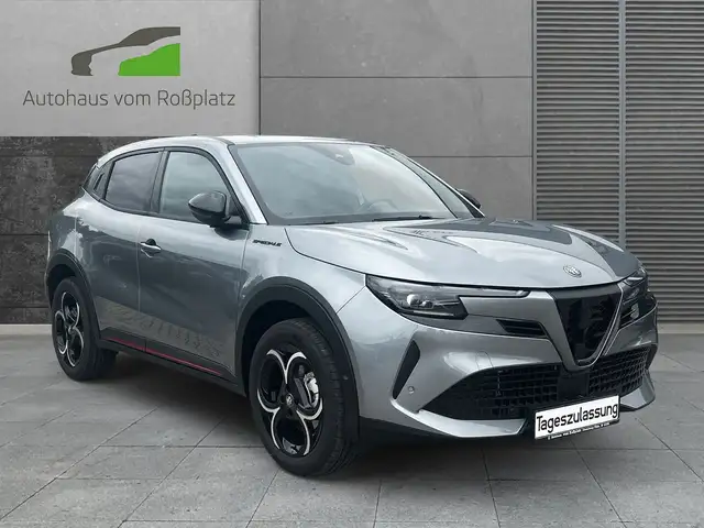 Alfa Romeo Junior Ibrida 1.2 VGT 48V-Hybrid  Speciale