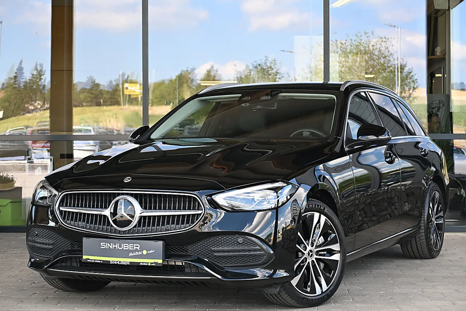 Mercedes-Benz C 300 e T PHEV 25,4kWh Aut. ACC, AHK elektr., LED, Na... Schwarz - 1
