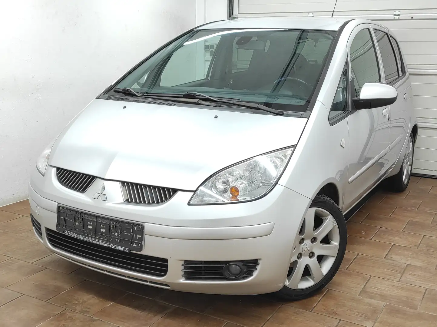 Mitsubishi Colt 1.1 KLIMA KAMERA USB CAR-PLAY AUX ALLWETTER EURO-4 Argent - 1