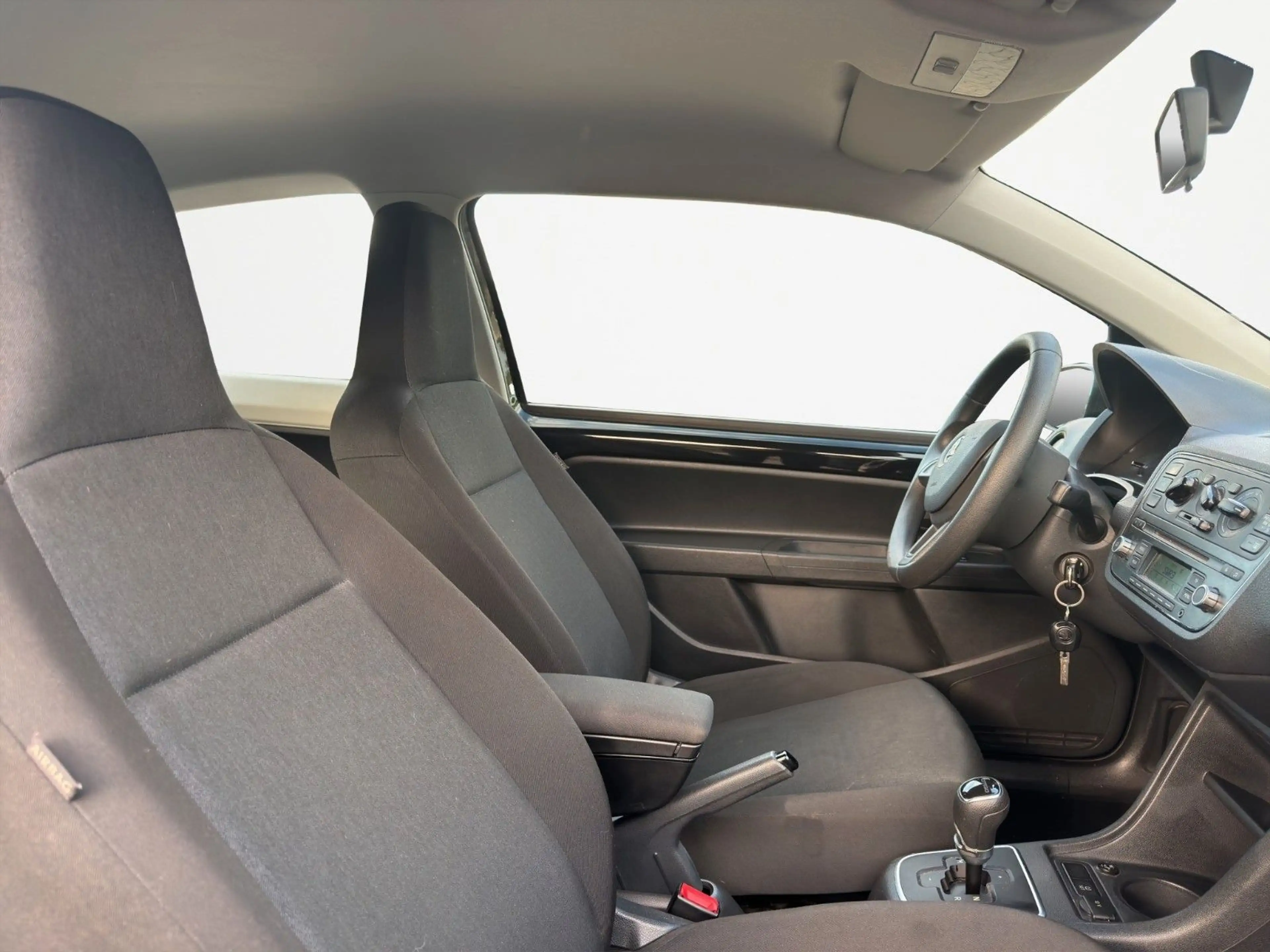 Skoda Citigo Cool Edition AUTO.M KLIMA SHZ 37.000KM!! — photo 10