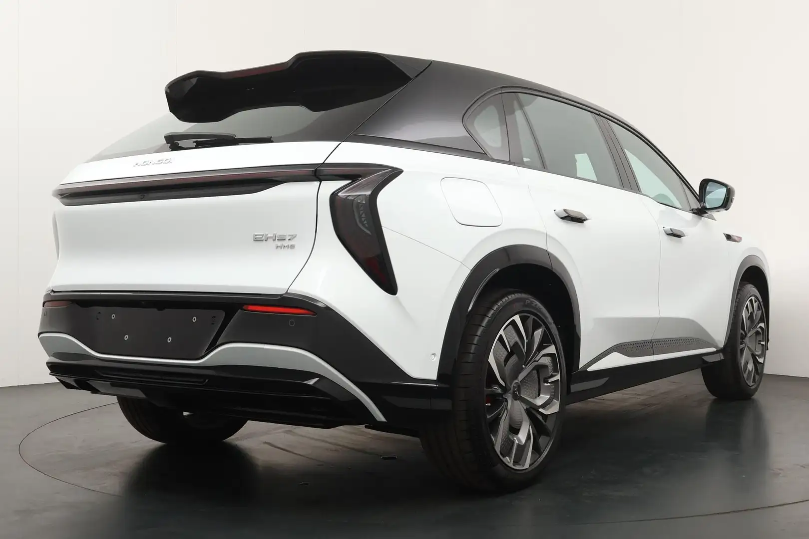 Hongqi EHS7 Long Range Launch Edition 111kWh 344pk | WLTP 600 Weiß - 2
