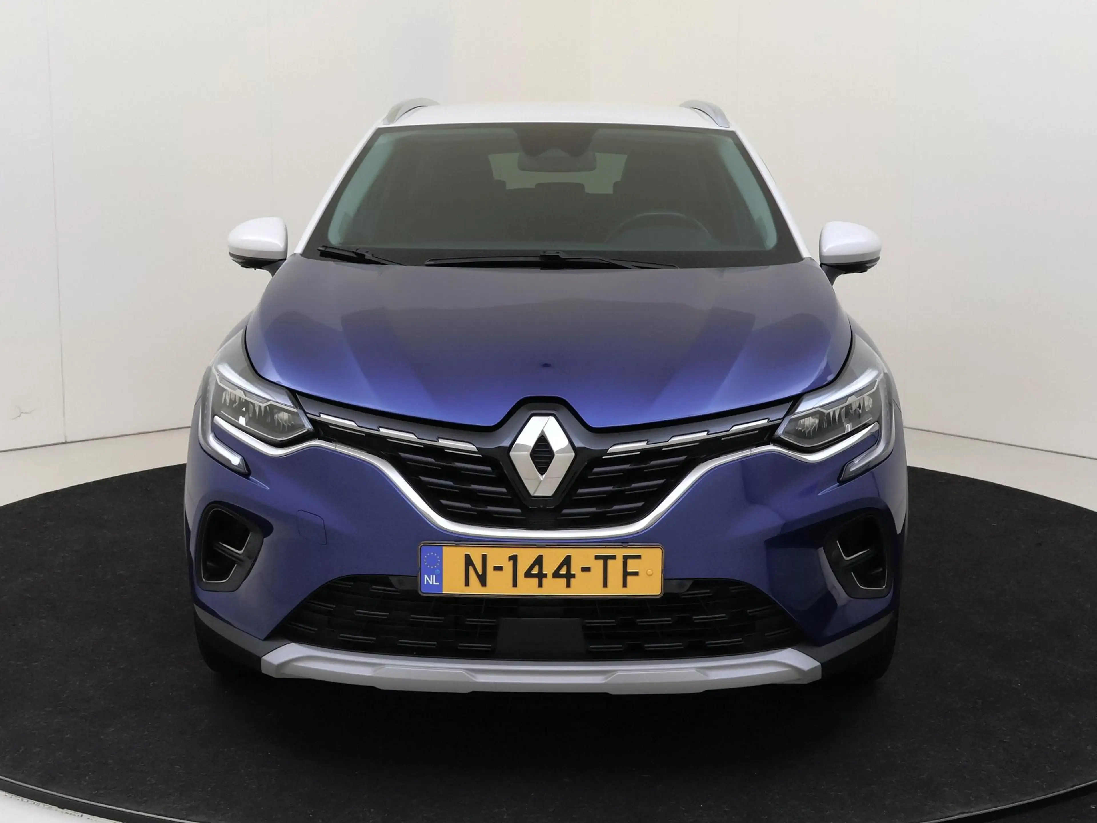 Renault Captur 1.6 E-Tech Hybrid 145 Intens Addaptive Cruise Cont — photo 6
