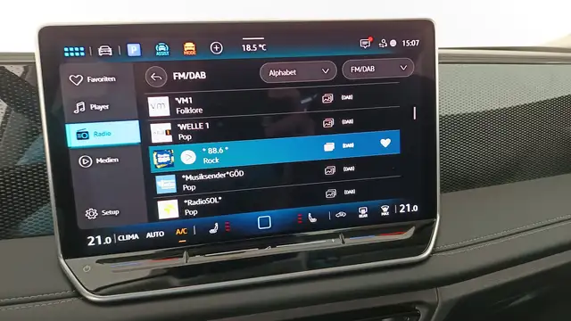 Volkswagen Tiguan view 8