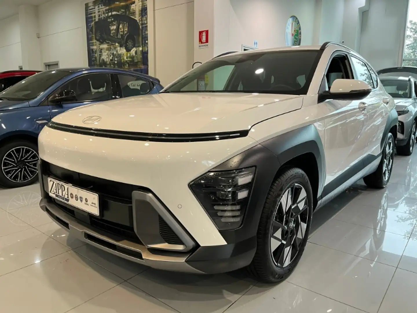 Hyundai KONA 1.6 GDi HEV X Line Bílá - 1